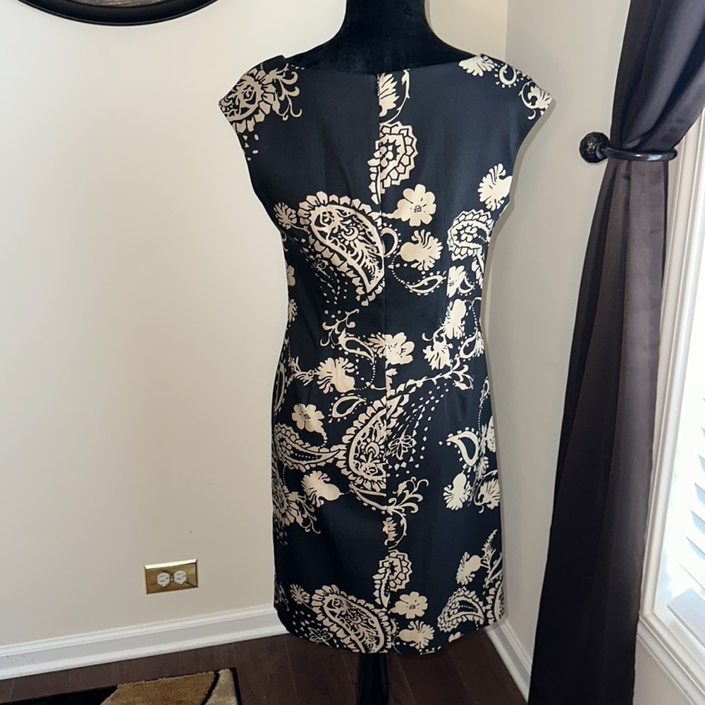 Ronni Nicole Black & Tan Floral Print Dress - Picture 4 of 7